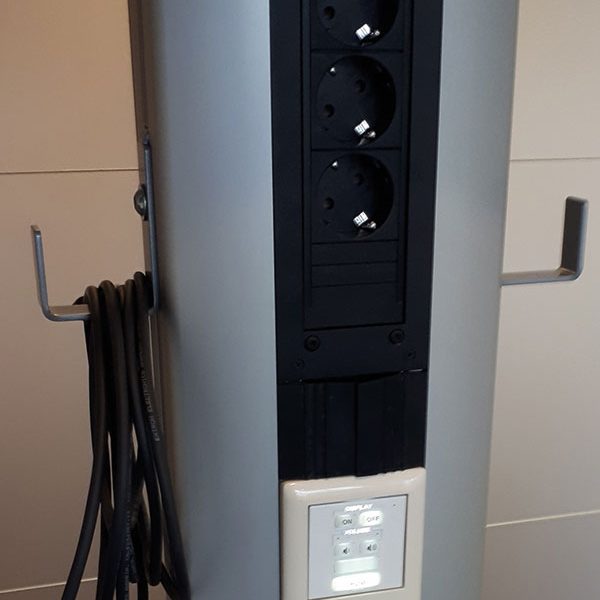 ergoxs-flexline-active-lite-trolley-trs18av44-cablehook-hooka1-powerstrip-4sockets-elec042